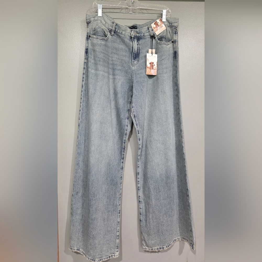 Sincerely Jules Size 13/31 Wide Leg Jeans
